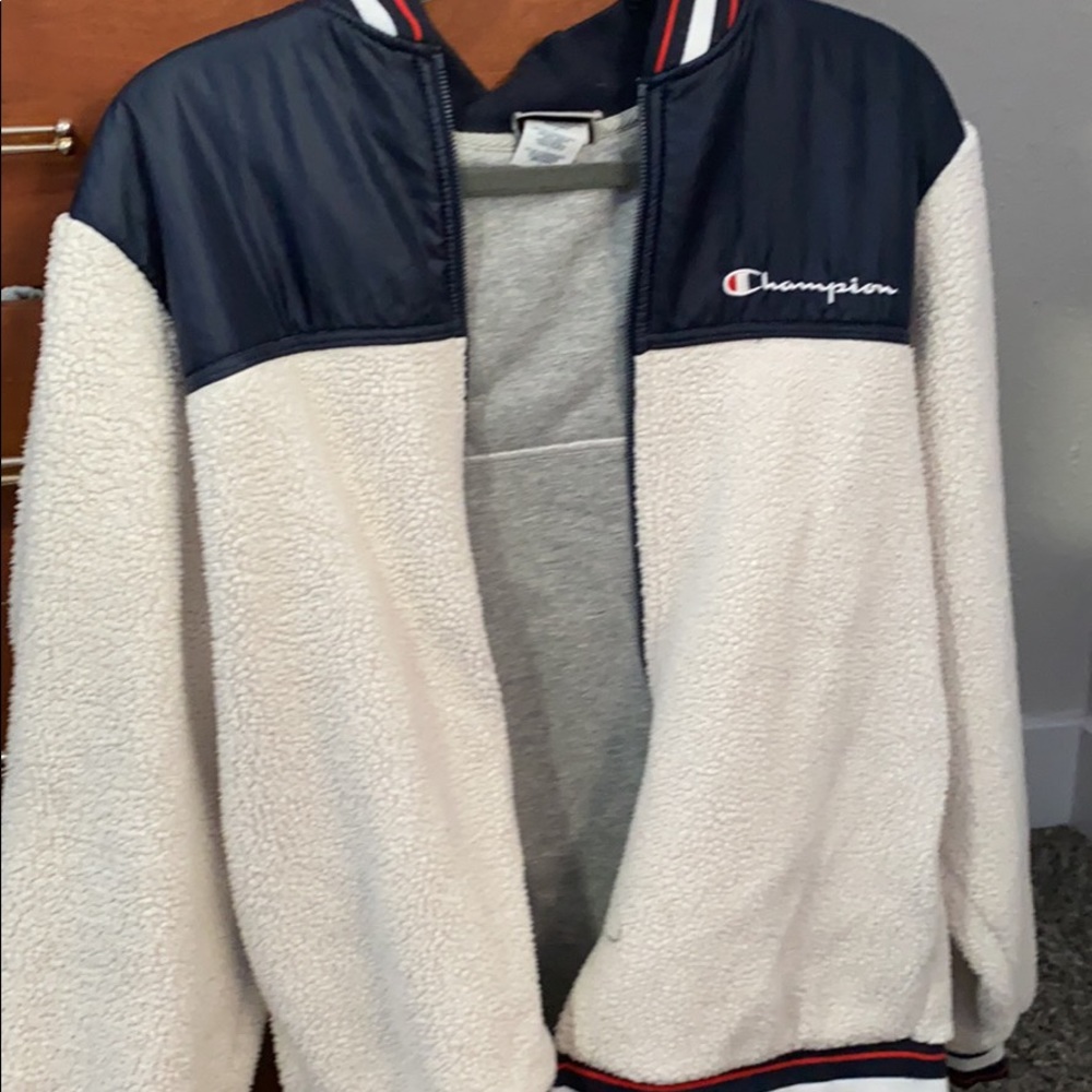 Champion sherpa jacket size large